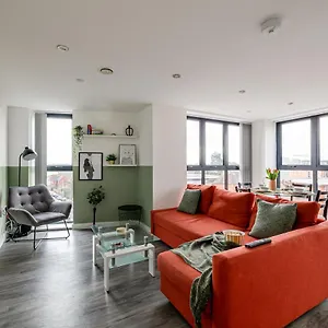 Apartment Stunning 2 Bed With Free Parking Close To Cc